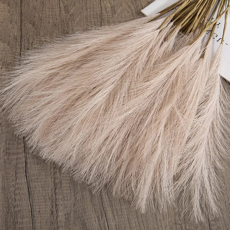 Fluffy Pampas Grass Decoration